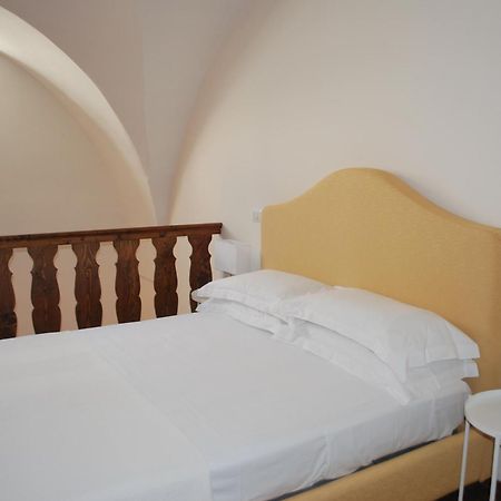 Palazzo Della Contessa - Suites & Breakfast Lecce Zewnętrze zdjęcie